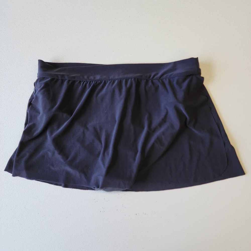 Magic Suit Swim Skirt in Black Size Large